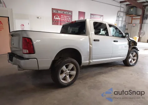 2013 Ram 1500 Express z USA, uszkodzony, nr VIN 1C6RR6KT6DS532782